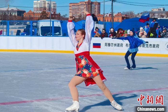 中俄边境冰雪热潮持续燃动黑河与布拉戈维申斯