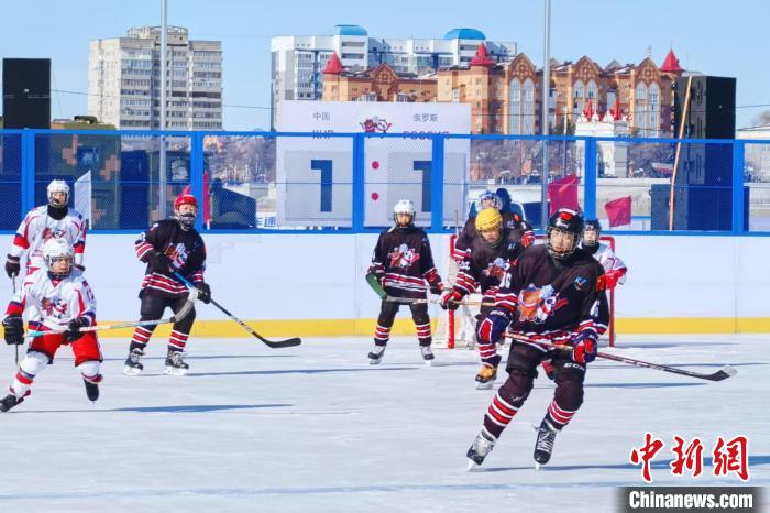中俄边境冰雪热潮持续燃动黑河与布拉戈维申斯