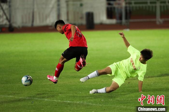 以足球呈现文化之美：贵州“村超”携“一带一