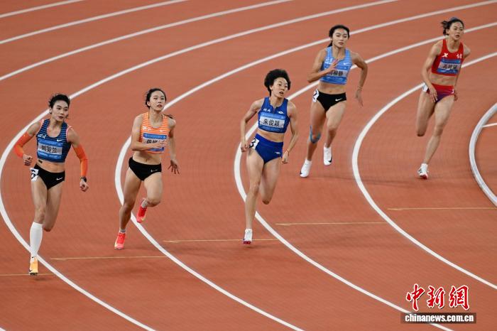 粤港澳全运会赛场的天才少女陈妤颉：两枚金牌