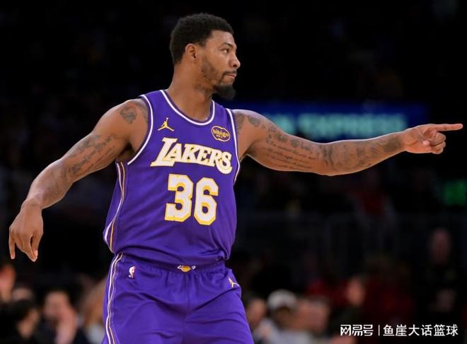 詹姆斯30+东契奇40+湖人罚球低效惨败火箭